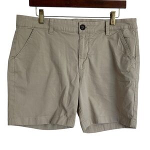 Chubbies 7 inch inseam Khaki Chino Shorts Stretch